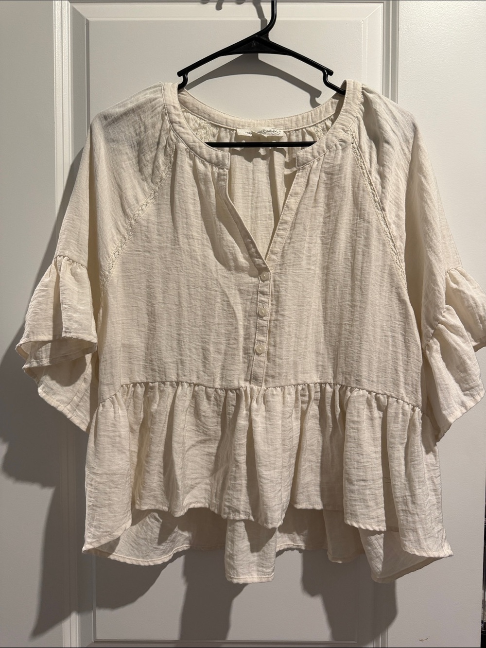 Treasure & Bond Cream Ruffle Peasant Blouse